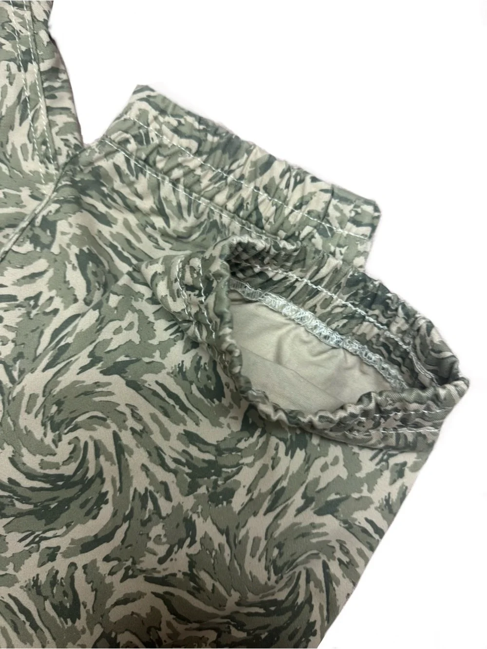 True Religion Jogger Camo Cargo Sn Abstract Camo Cargo Pants M 34 x 30
